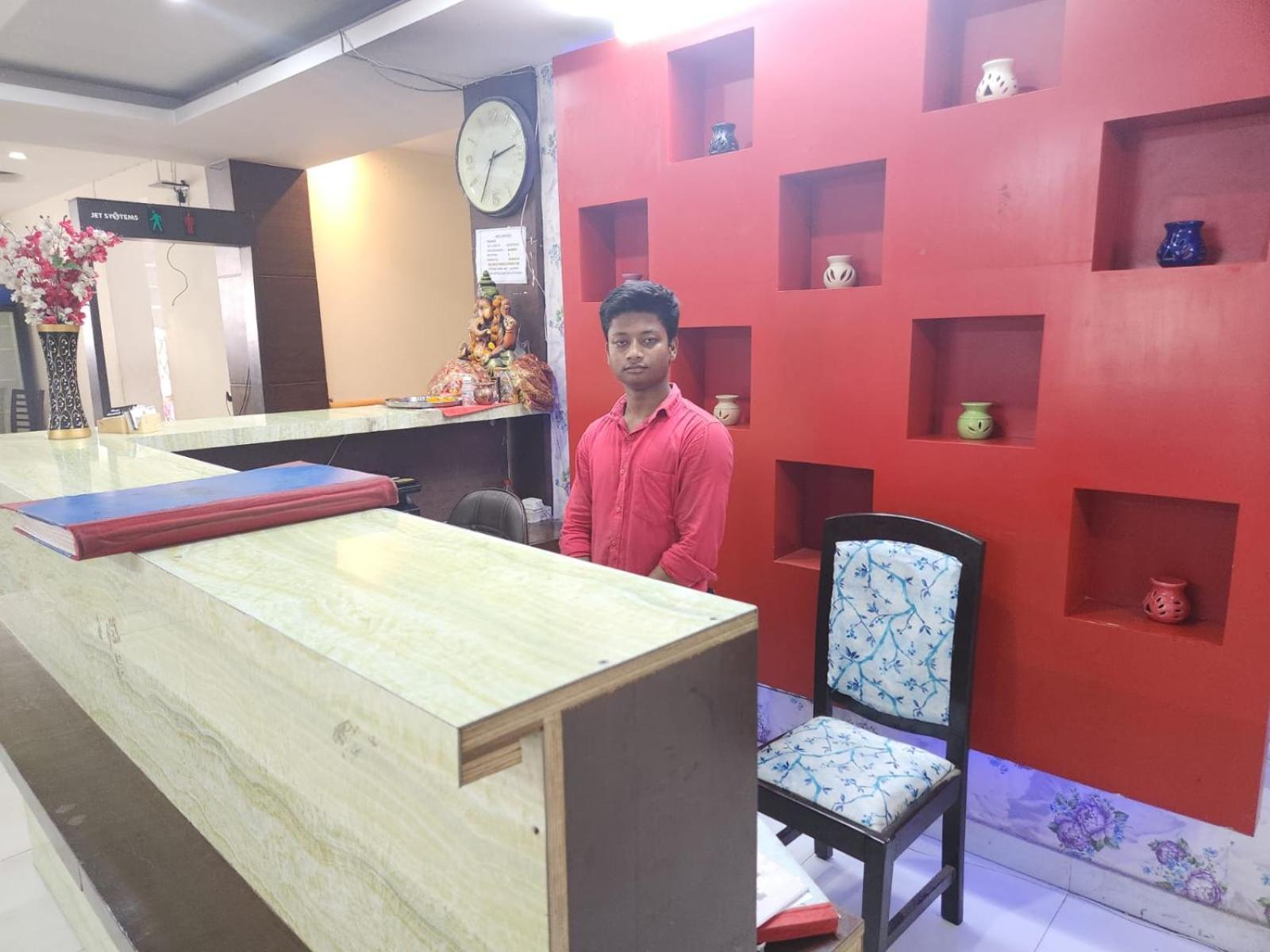 Hotel Aerotech Near Delhi Airport New Delhi Bagian luar foto